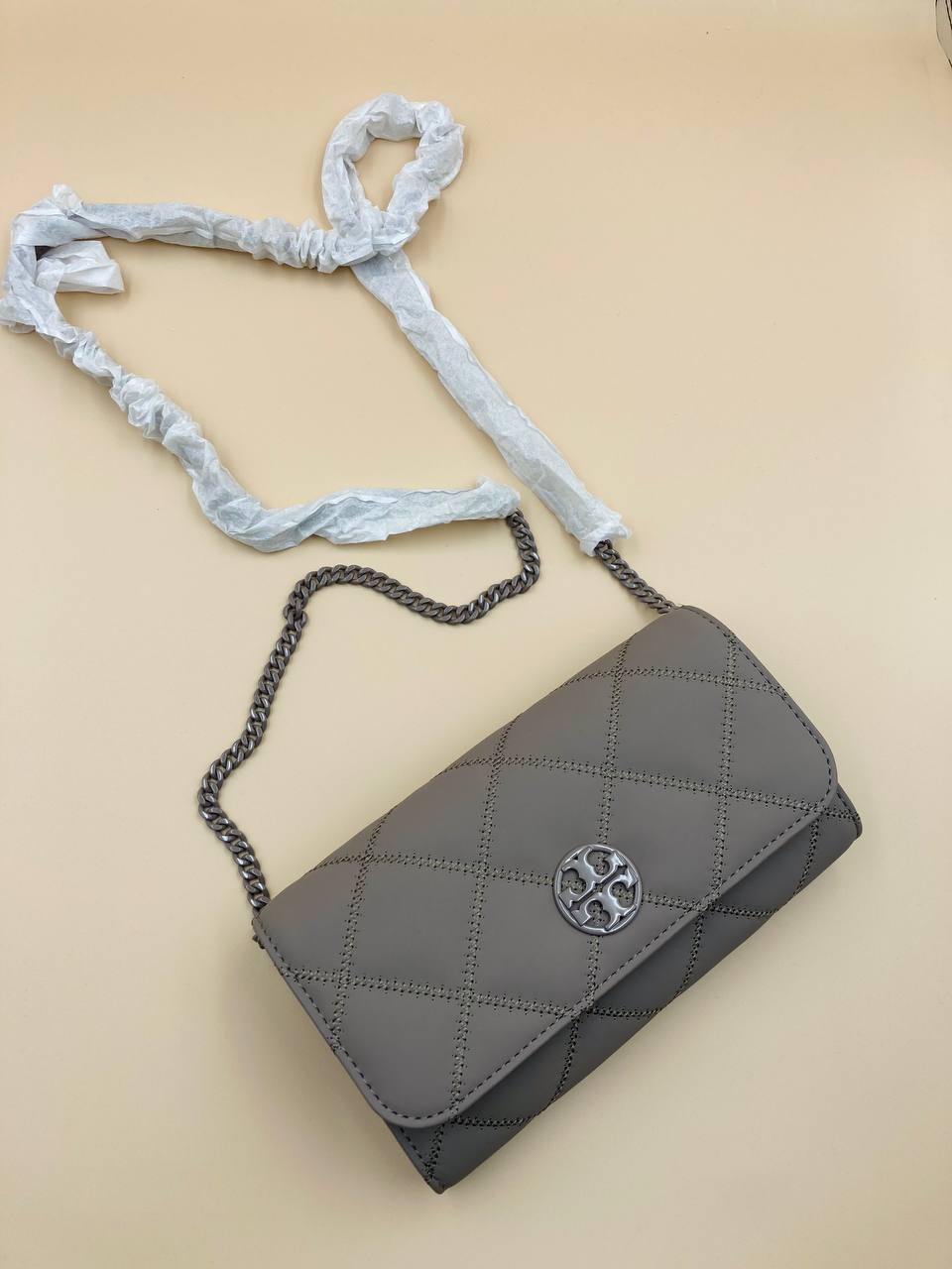 Tory Burch Willa Matte Chain Wallet