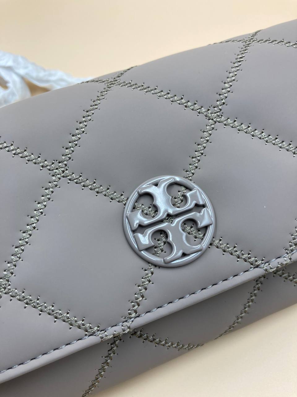 Tory Burch Willa Matte Chain Wallet