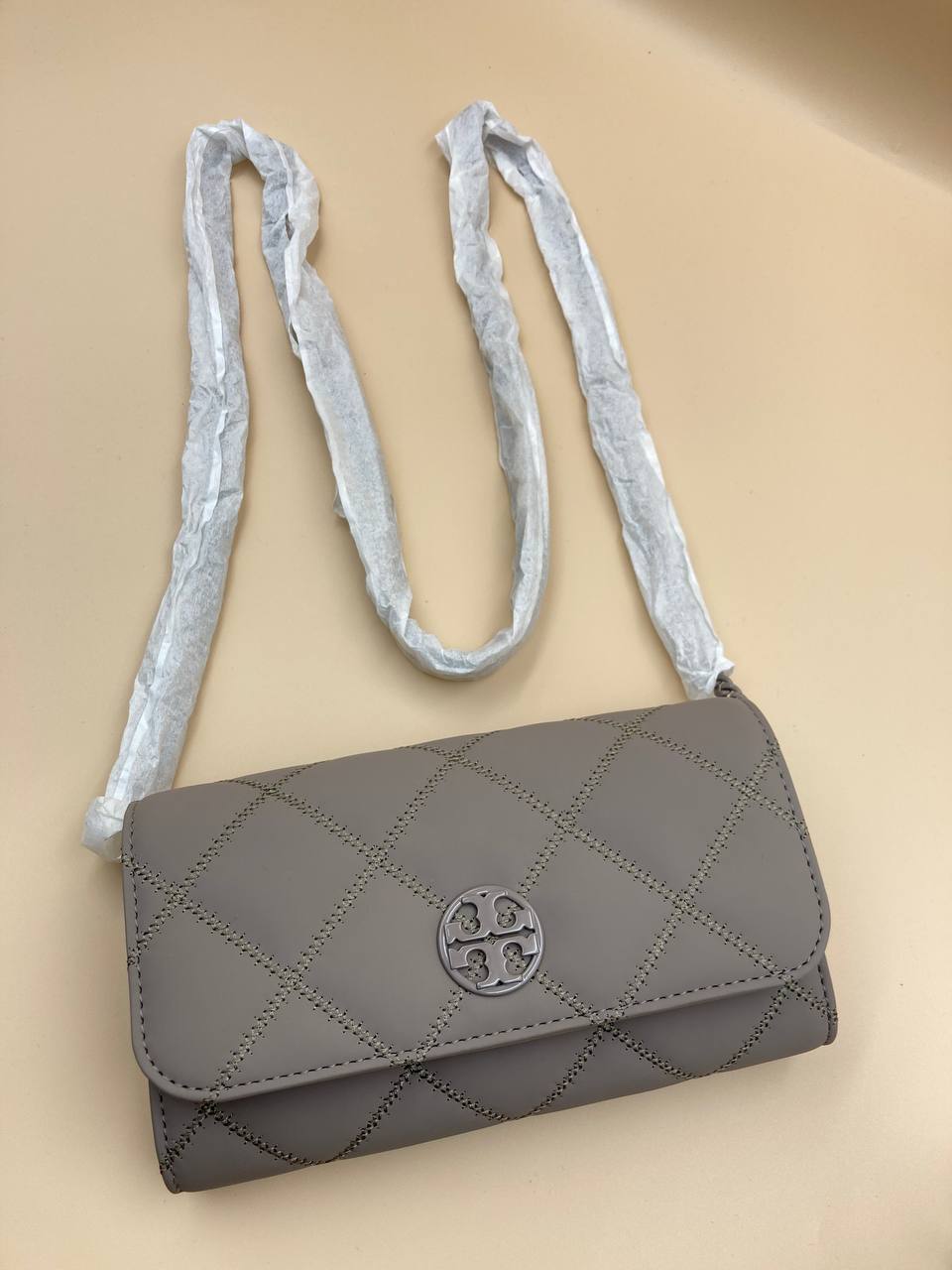 Tory Burch Willa Matte Chain Wallet